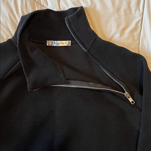 PELOTON Side-Neck Zip Warm-Up Top - Picture 3 of 7